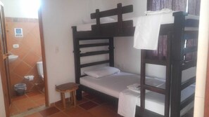 基本雙人或雙床房 | 免費 Wi-Fi