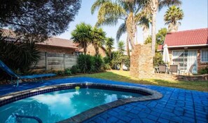 Pool - The Link@Bonsai House (Kempton Park)