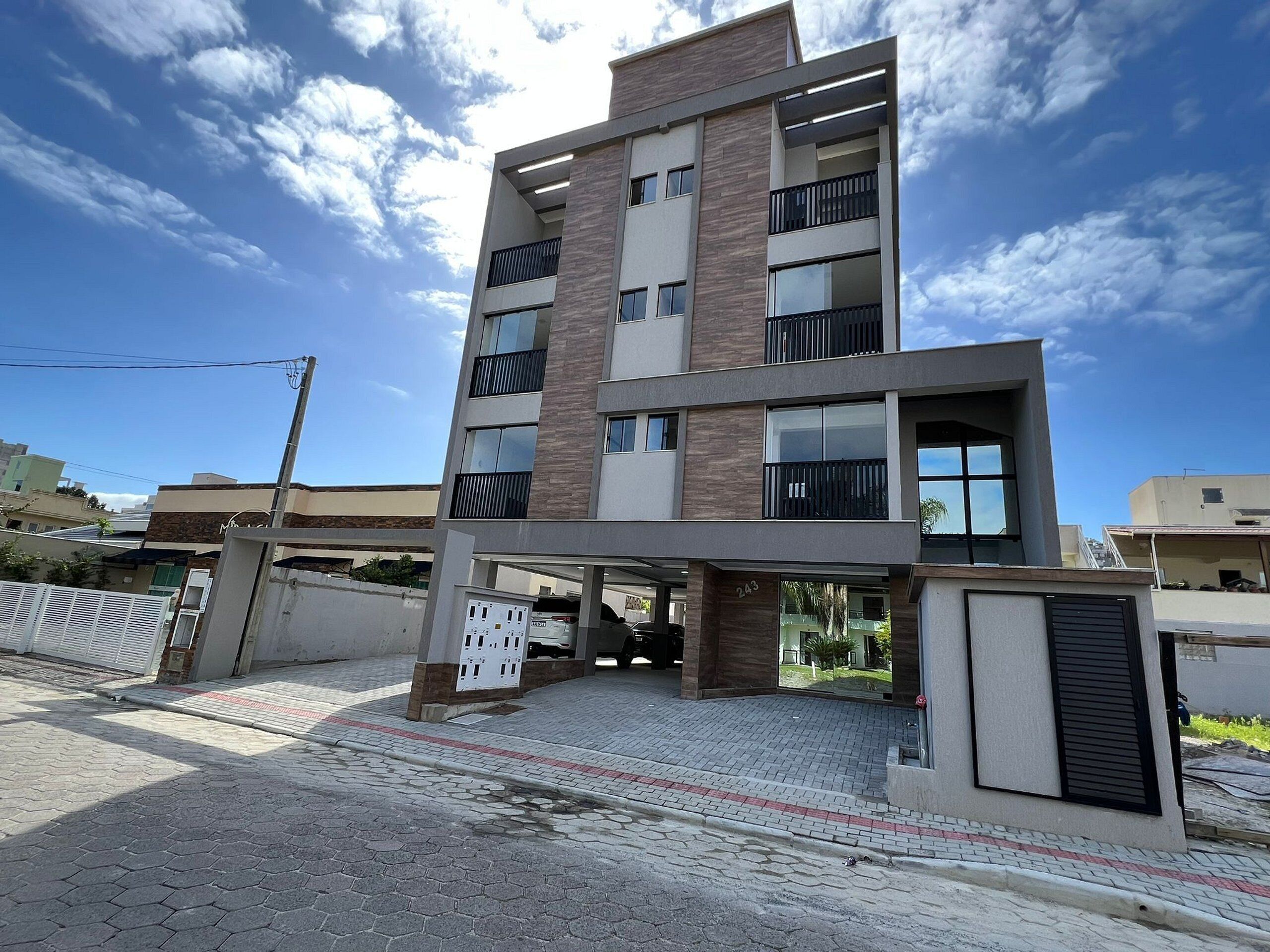 บริเวณภายนอก