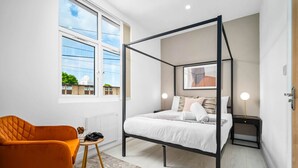 1 chambre, fer et planche à repasser, lit parapluie, Wi-Fi gratuit