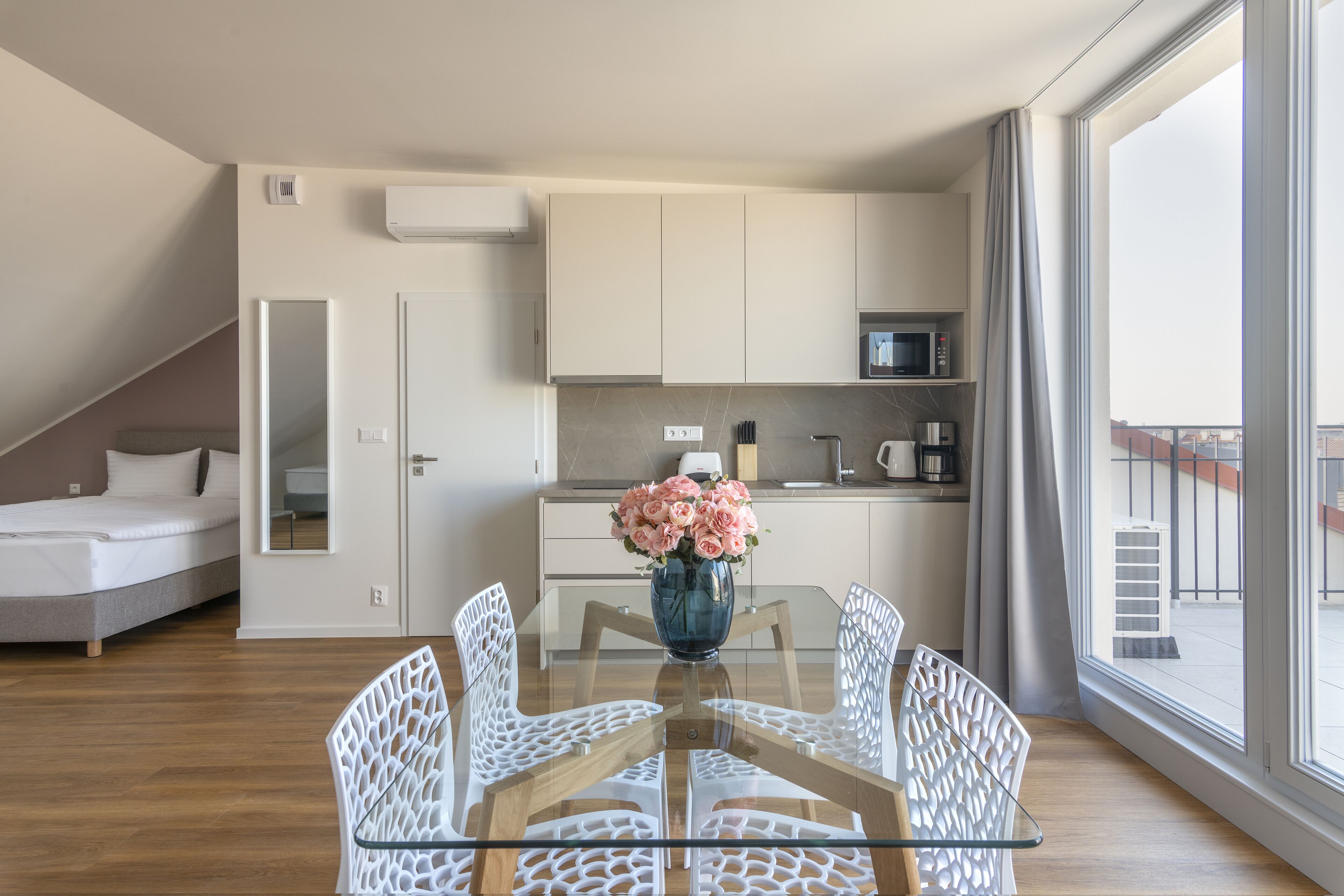 Executive Apartment with Terrace | Premium-sengetøj, senge med topmadrasser, individuelt design