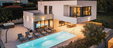 Alberca al aire libre