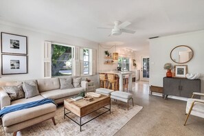 TV - House of Rio, Seaside Getaway (Jensen Beach)