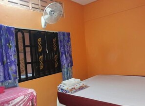 4 Schlafzimmer, Bügeleisen/Bügelbrett, WLAN, Bettwäsche