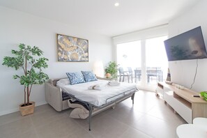 1 dormitorio, tabla de planchar con plancha, wifi gratis y ropa de cama