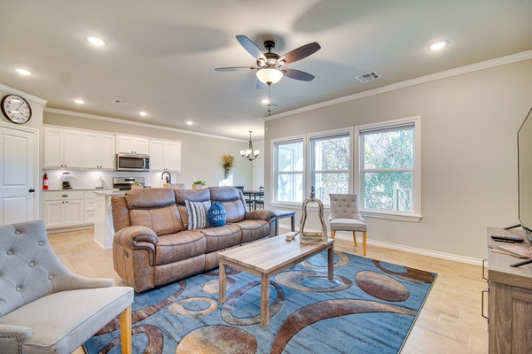 Grove Vacation Rental | 3BR | 2BA | 1,483 Sq Ft | Step-Free Access