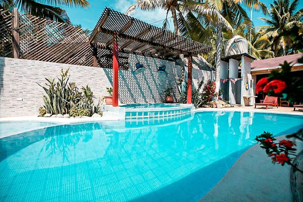 Indoor pool, outdoor pool
