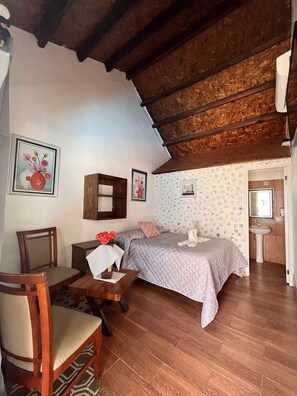 Quarto básico | Wi-Fi de cortesia