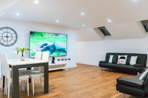 Apartment, Mehrere Betten | Speisen