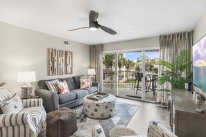 TV - Maravilla 1201 3/2 pet friendly second floor unit beach service (Miramar Beach)