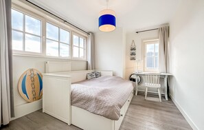 3 habitaciones, cuna de viaje, wifi gratis y ropa de cama 