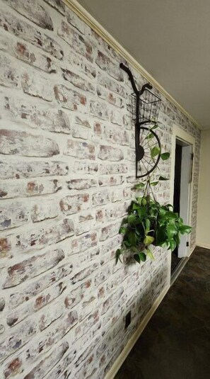 Interior - Historic house near Snowshoe (Dunmore)