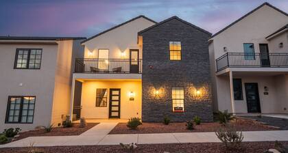 Large 5 bedroom with double bunkroom and pool