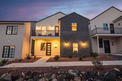 Large 5 bedroom with double bunkroom and pool