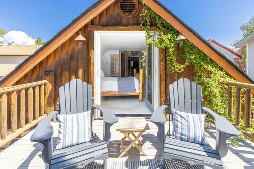 Charming Ketchum Cottage with Gourmet Kitchen