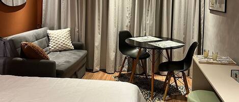 Studio | Free WiFi, bed sheets