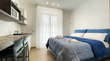 1 soverom, skrivebord, strykejern/-brett og wi-fi (inkludert)