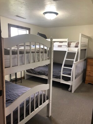 4 chambres, draps fournis