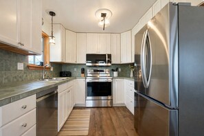 House, Multiple Beds, Patio, Mountain View (2625 Hanover Drive) | Private kitchen | Fridge, microwave, oven, stovetop - Close to Trails, Parks & Open Space! Amazing Yard! (Fort Collins)