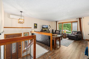 Interior - Close to Trails, Parks & Open Space! Amazing Yard! (Fort Collins)