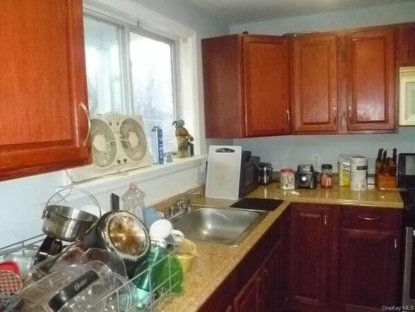 Private kitchen - Comfy House Near The City (Newburgh)