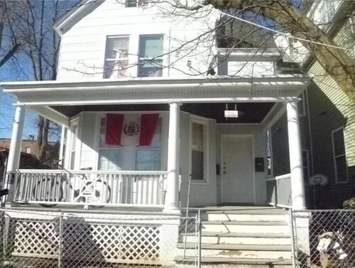 Comfy House Near The City