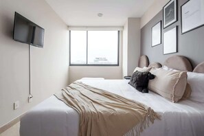 2 chambres, fer et planche à repasser, Wi-Fi, draps fournis