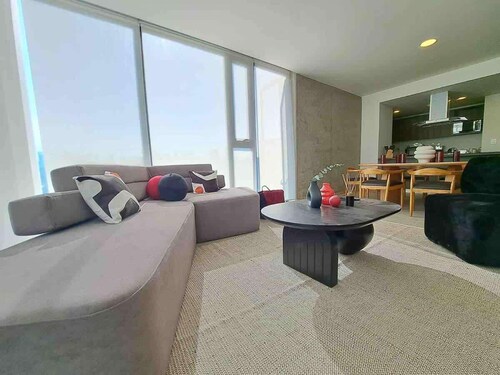 SANTA FE  Beautiful Apartment!