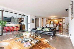 TV - Private jacuzzi, great views and perfect location! (Ciudad de México)