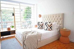 4 bedrooms, iron/ironing board, travel cot, WiFi