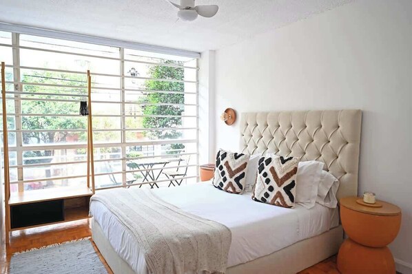 4 bedrooms, iron/ironing board, travel cot, WiFi