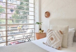4 chambres, fer et planche à repasser, lit de bébé portatif, Wi-Fi