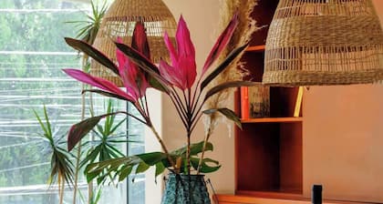 Classy Stay with Private Patio, Near the Parks
