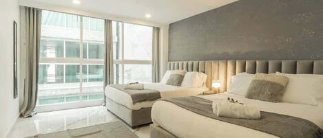 4 Schlafzimmer, Bügeleisen/Bügelbrett, Reisekinderbett, WLAN