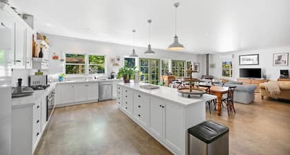 Farm Stay at the Gateway to the King Valley Wine District
