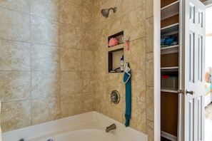 Towels - Peaceful Troutman Home: 5 Mi to Lake Norman! (Troutman)