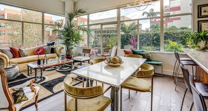 Luxe Condo w/ Private Patio & Perks in Emeryville!
