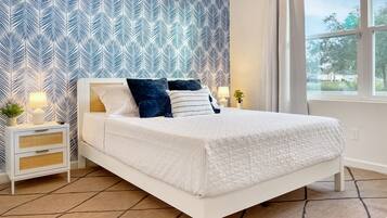 4 bedrooms, desk, iron/ironing board, travel cot