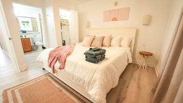 1 bedroom, travel crib, free WiFi