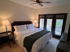 2 bedrooms, desk, iron/ironing board, travel cot - Charter@ Beaver Creek, Pool, hot tub, steps from Village & superb ski access (Beaver Creek)