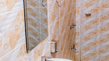 Eco-friendly toiletries, towels, soap, shampoo