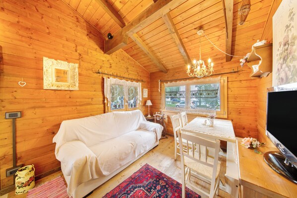 TV, DVD player, stereo