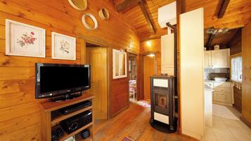 TV, lettore DVD, impianto stereo