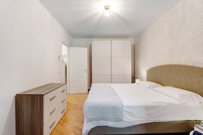 1 chambre, fer et planche Ă repasser, Wi-Fi gratuit, draps fournis