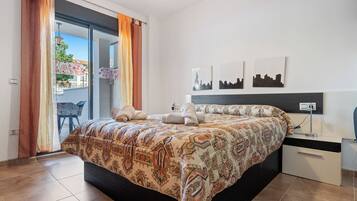 3 slaapkamers, gratis wifi, beddengoed, rolstoeltoegankelijk