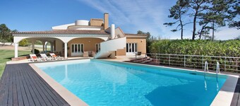 Villa 'Foz Fancy Fun' with Mountain View, Wi-Fi and Air Conditioning