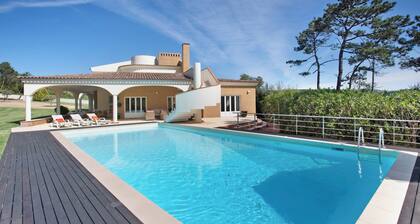 Villa 'Foz Fancy Fun' with Mountain View, Wi-Fi and Air Conditioning