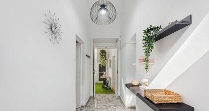 Vacation Home 'La Casa De Tina' with Sea View, Private Terrace and Wi-Fi