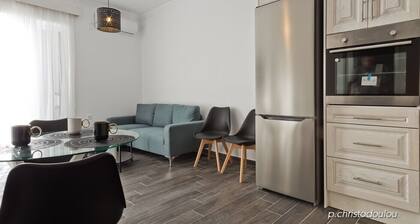 Apartment 'Helios 2' with Sea View, Wi-Fi and Air Conditioning