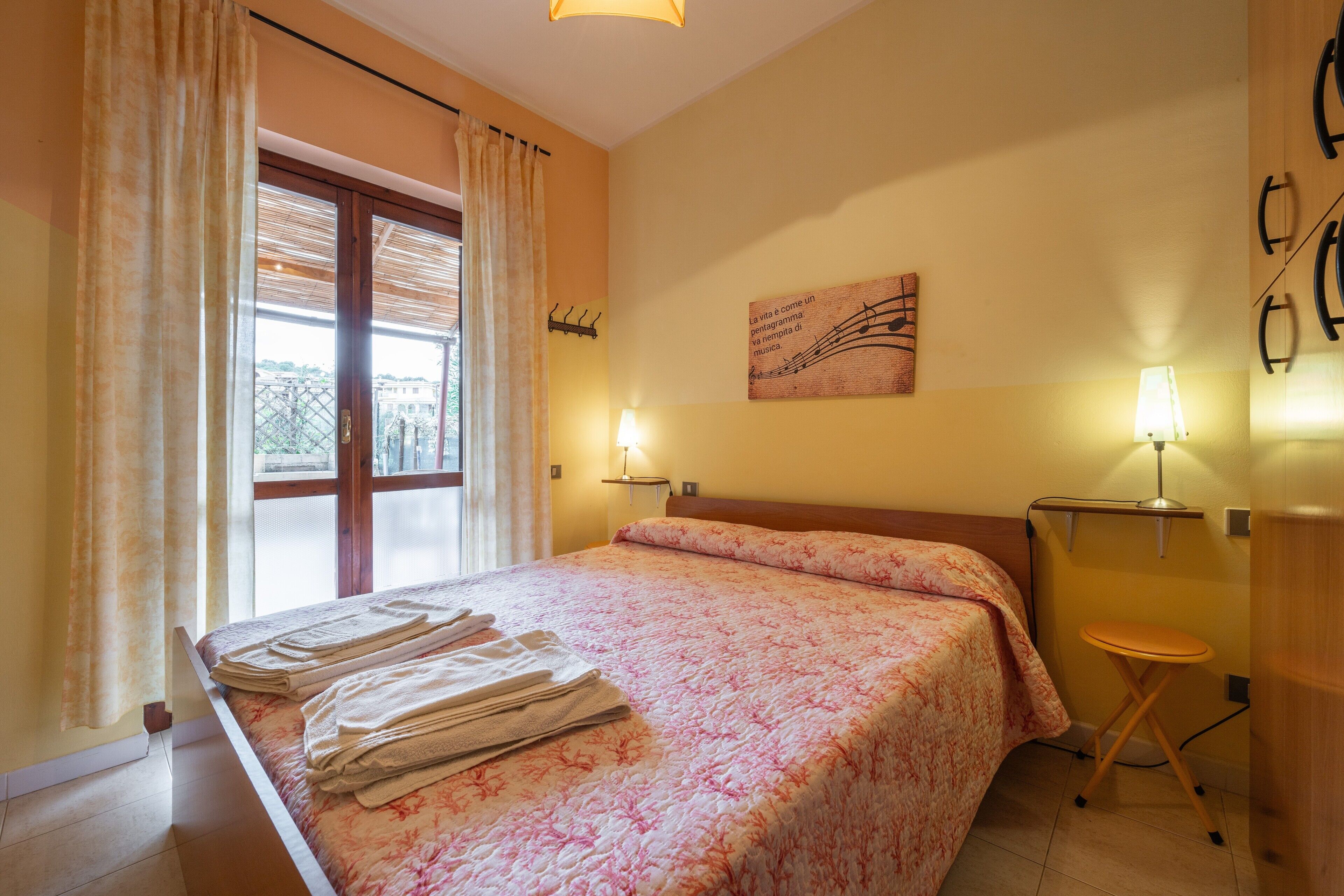 1 bedroom, free WiFi, bed sheets